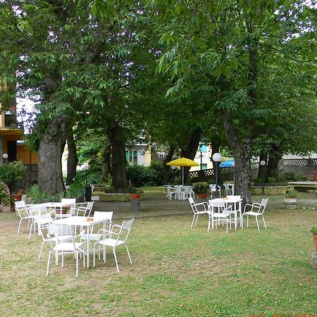 Albergo Ristorante Ragno D'Oro Piancastagnaio Bagian luar foto
