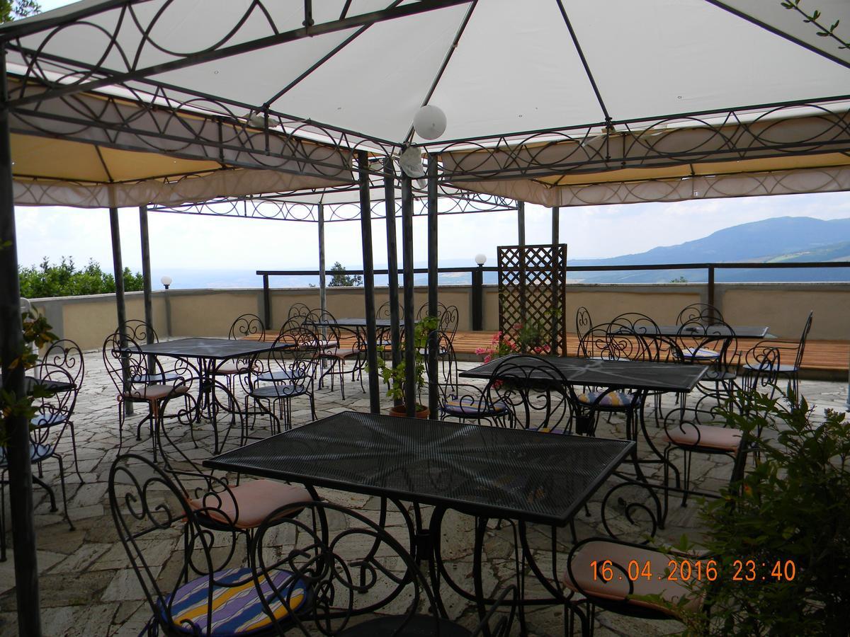Albergo Ristorante Ragno D'Oro Piancastagnaio Bagian luar foto